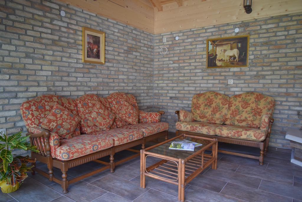 Guest House Zlateya Madara Exterior foto